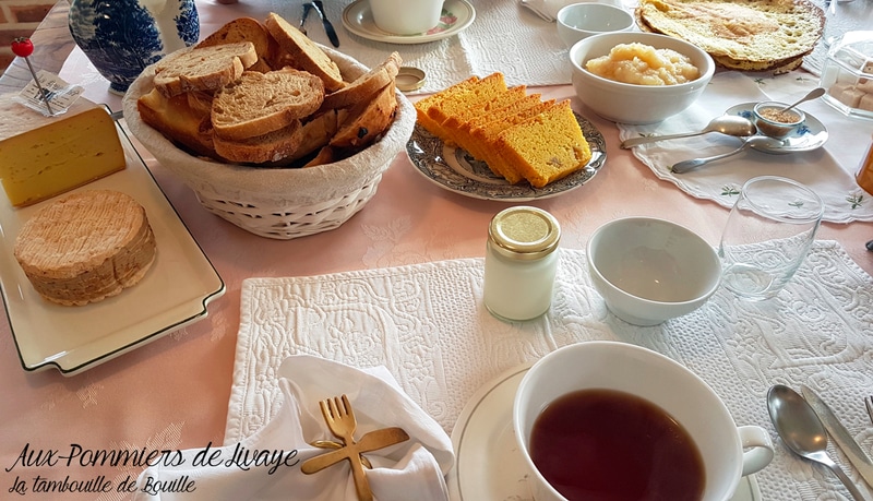 petit-dej-samedi-chambre-hôte-normandie