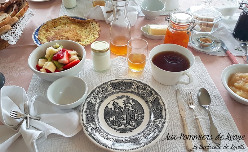 petit-dej-dimanche-maison-hote-normandie